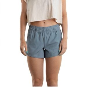 Jetty Session board shorts in Storm (marine blue) size Small. Excellent shape